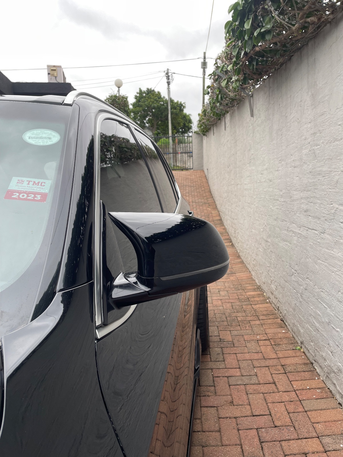 Gloss Black X5M Style Mirror Caps
