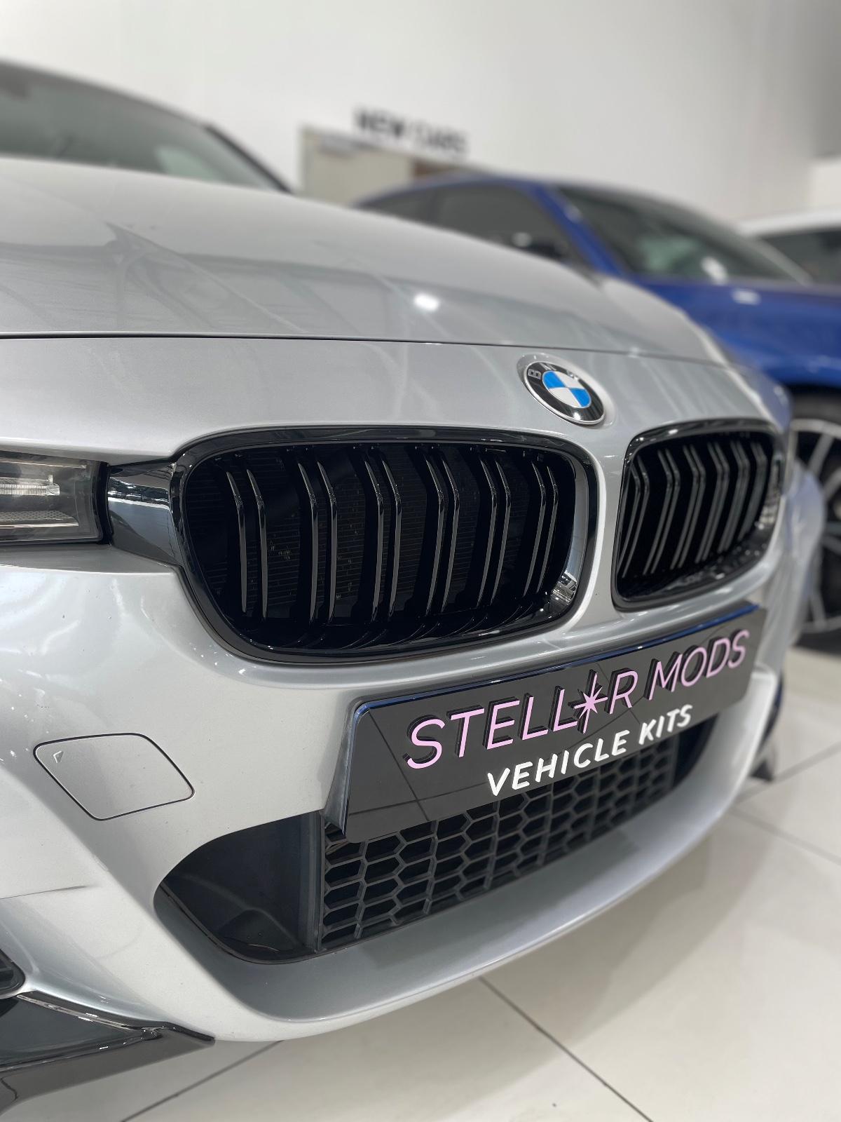 Gloss Black Dual Slat Grilles