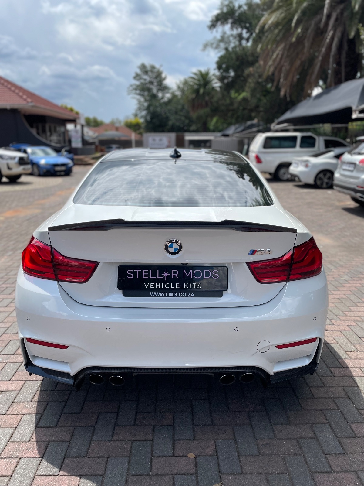 Carbon Fibre Vorsteiner Style Boot Spoiler 