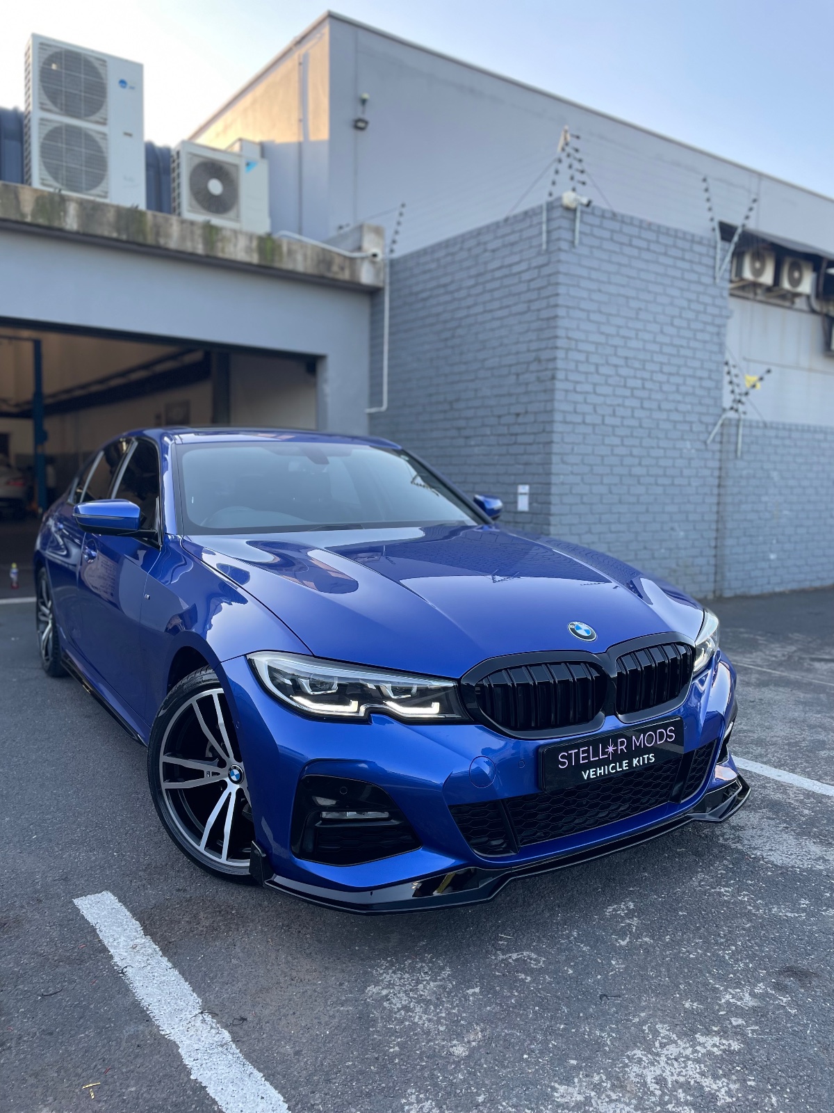 Gloss Black Pre LCI M Performance Front Lip