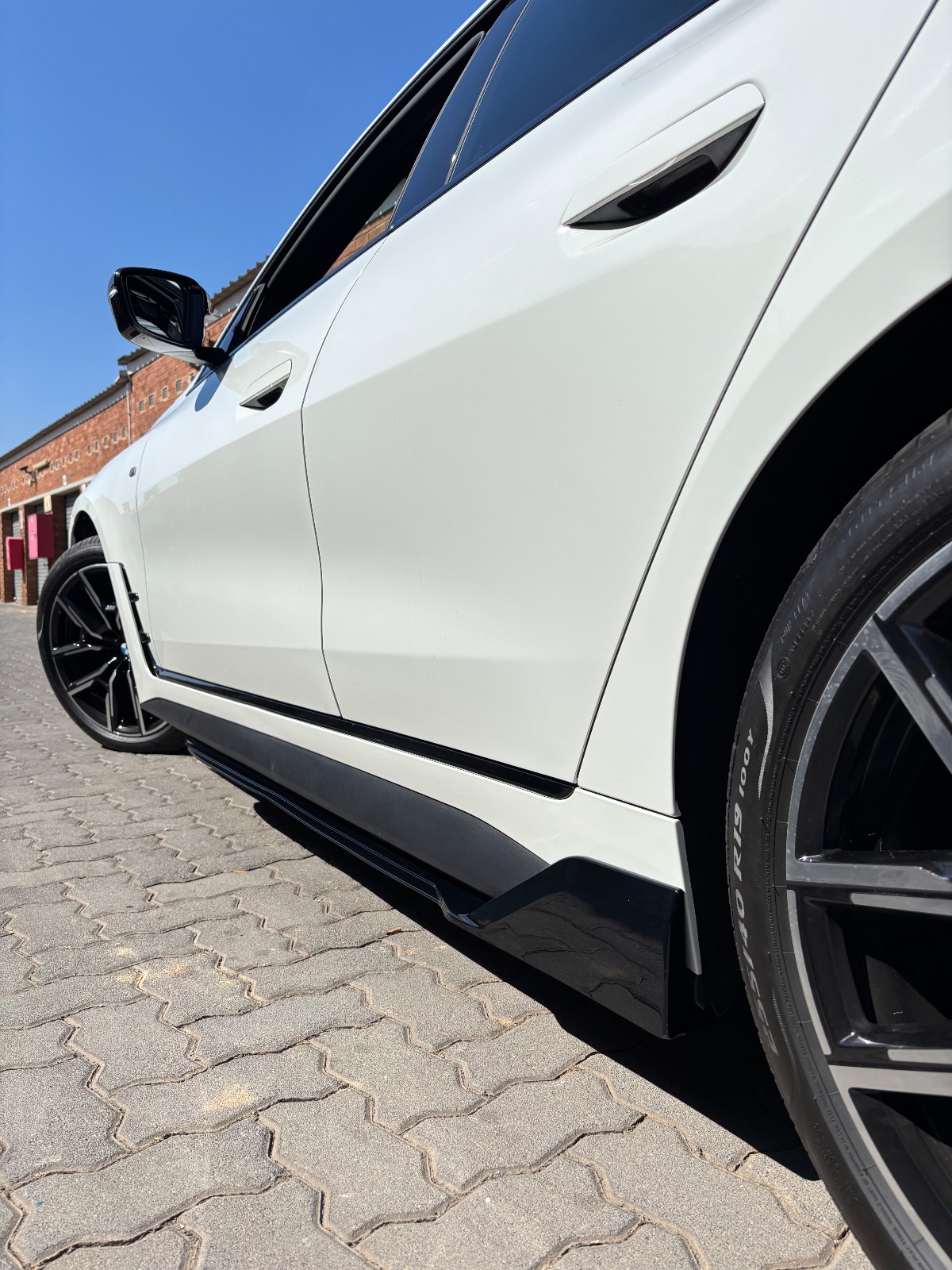 Gloss Black Competition Style Side Skirts