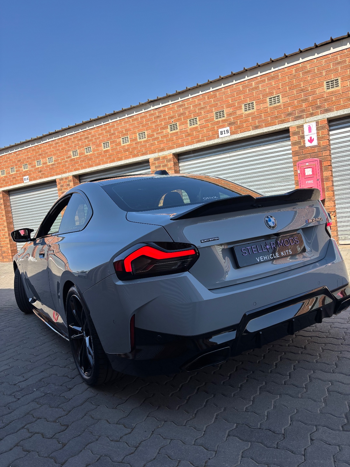 Gloss Black M Performance Boot Spoiler 