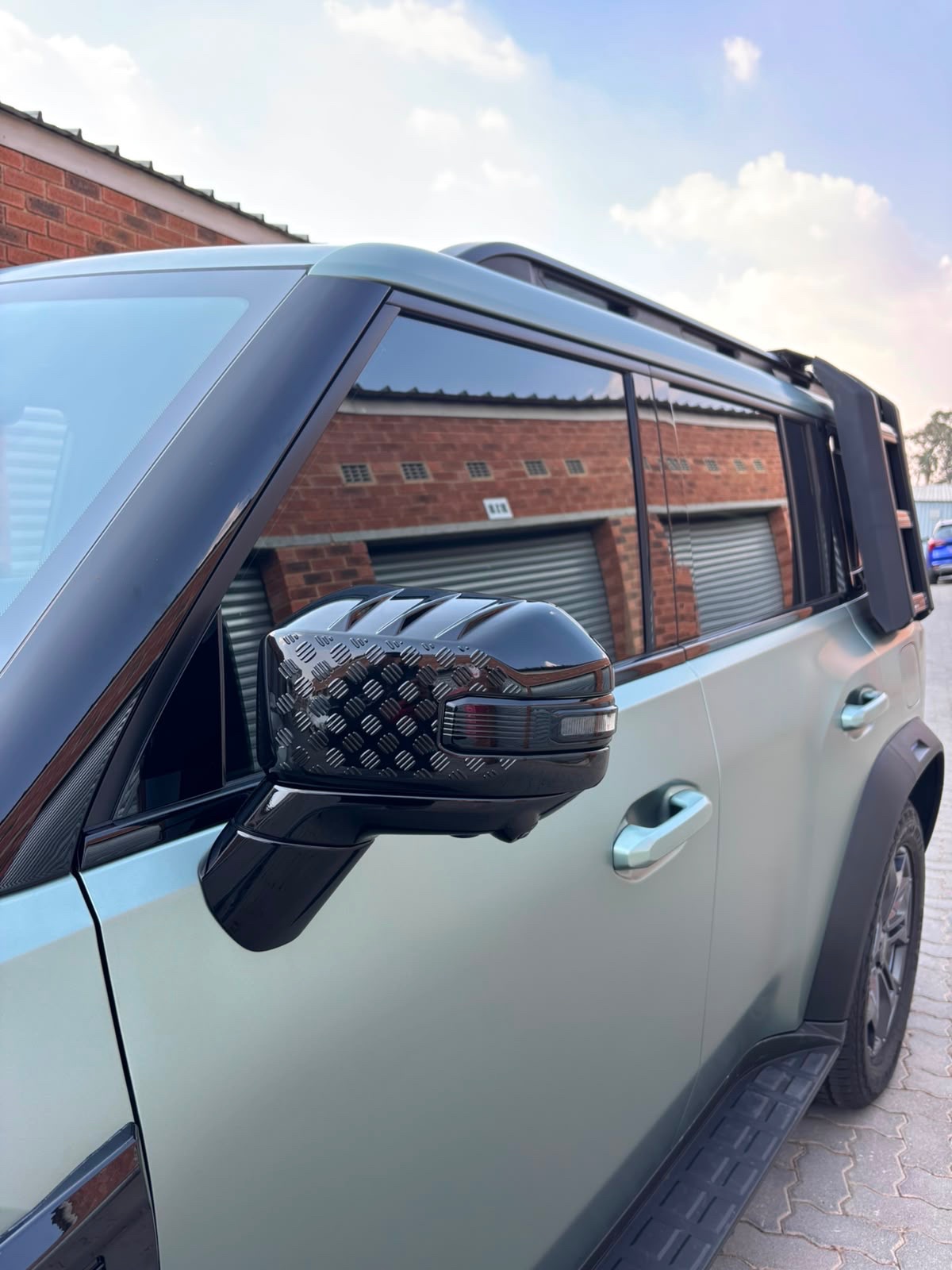 Gloss Black Defender Style Mirror Caps