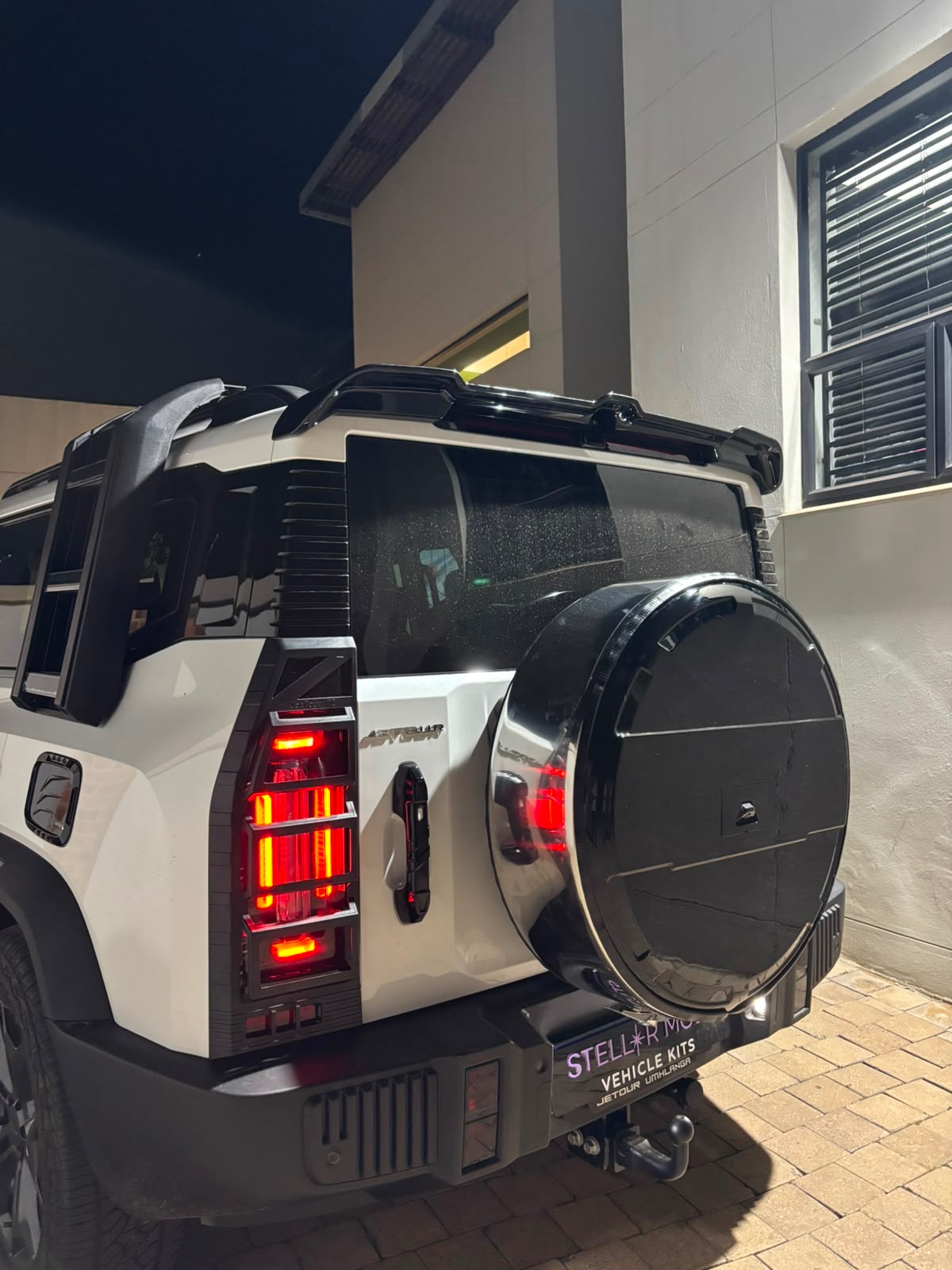 Gloss Black Tailgate Handle Cover